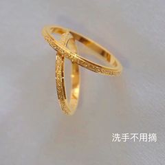 Warmjian【Non-fading and Non-allergenic】Titanium Steel Sandblasted Fine Sparkle Light Luxury Gold-Tailed Ring Band forindex finger Couple