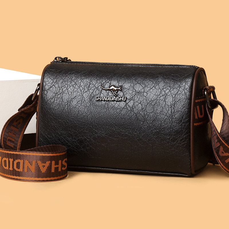 Cross-Border High-End Middle-Aged Mother Bag Women's Fashion Crossbody Bag Retro Simple Pillow Bag Wide Shoulder Strap Shoulder Bag Cross-Border High-End Middle-Aged Mother Bag Women's Fashion Crossbody Bag Retro Simple Pillow Bag Wide Shoulder Strap Shoulder Bag