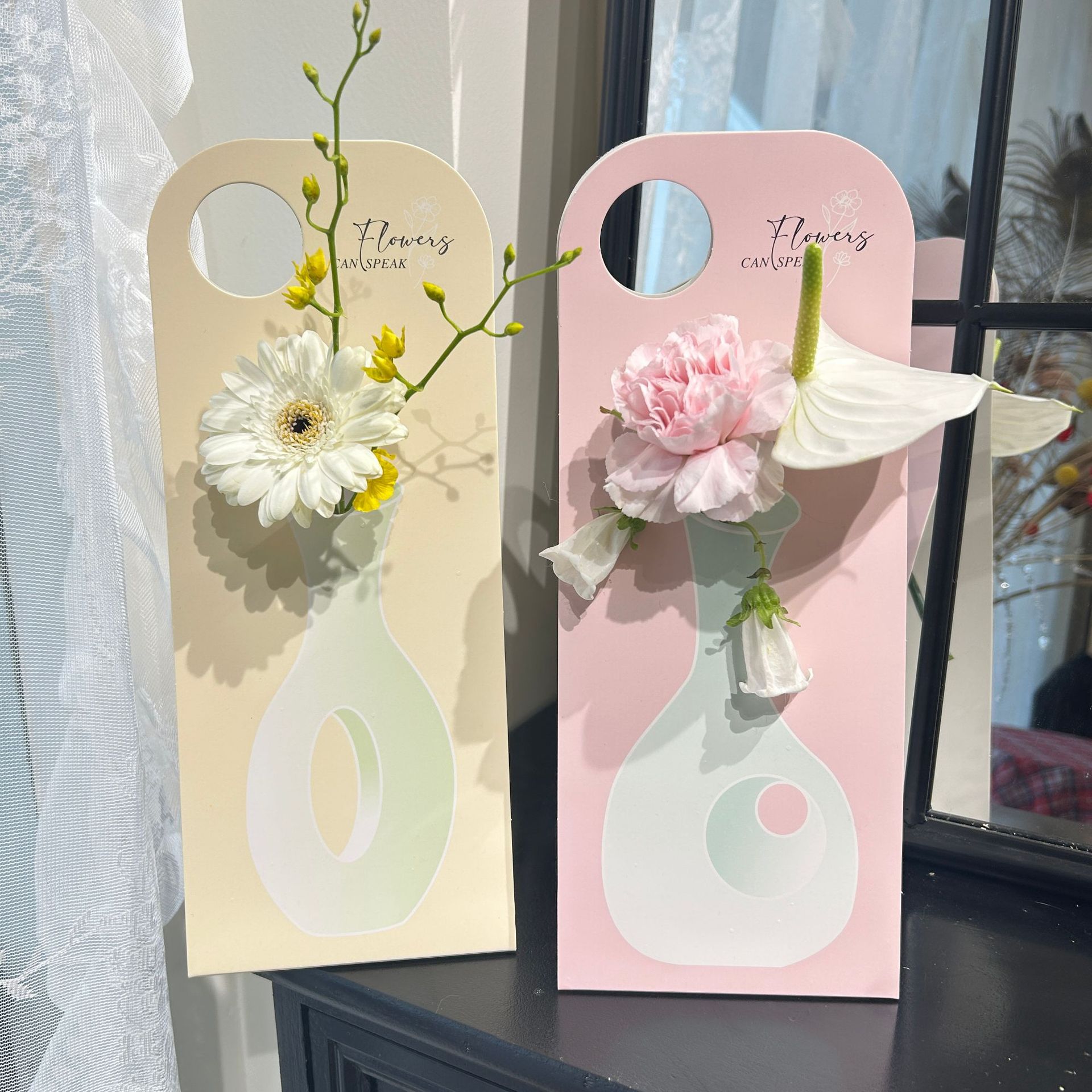 手提花盒花束包装盒手提花卡插花盒跨境货源圣诞节鲜花艺礼盒