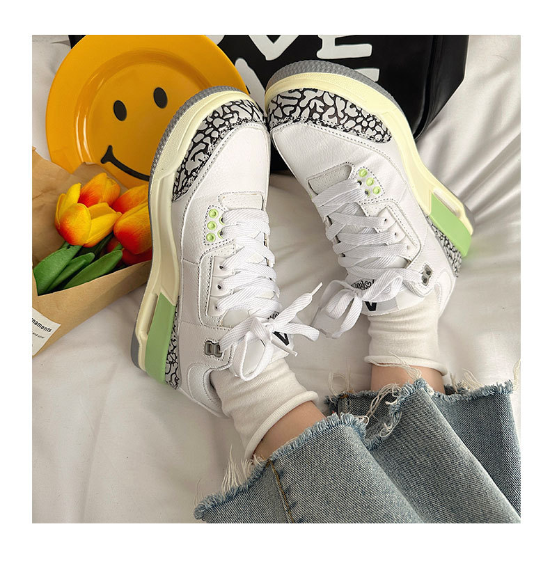 2023 Frühjahr neue Luftkissen-Sportschuhe männliche und weibliche Studenten Basketballschuhe Nische lässige kleine weiße Schuhe Paar Laufschuhe_voghion.com