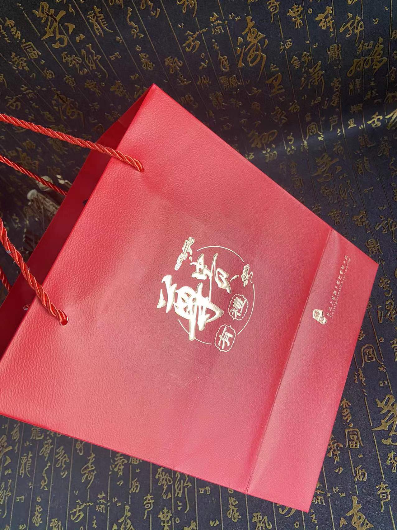 Changbai Mountain Five Treasures Gift Box Ginseng Deer Antler and Reishi Slices for Soup and Wine key features