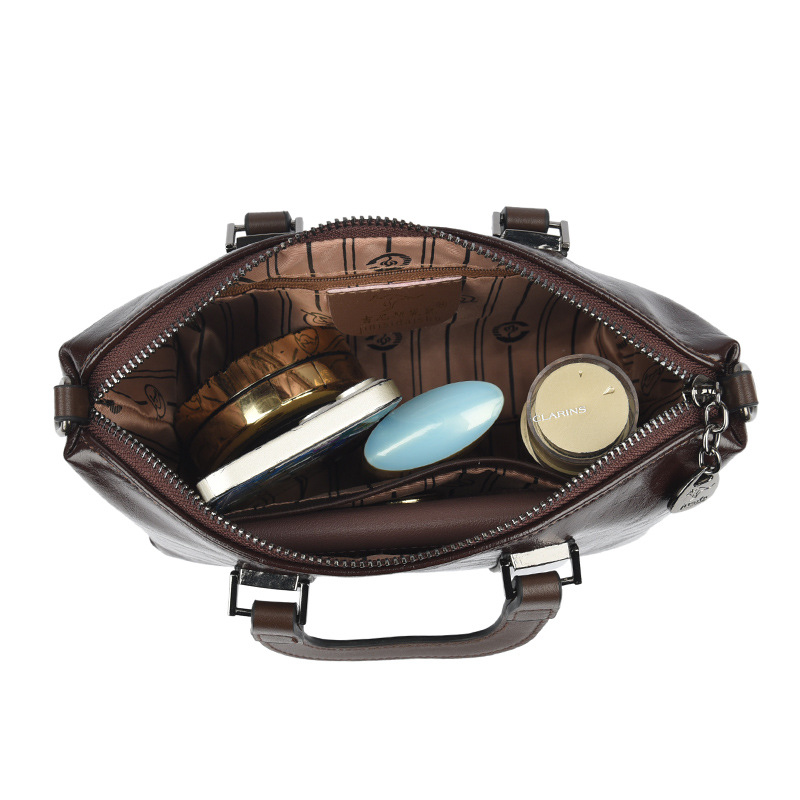 Bolsos de gran capacidad, bolsos de mujer, otoño e invierno, todo fósforo 2024, nueva moda, bolso de mensajero retro de un solo hombro, bolso de cercanías