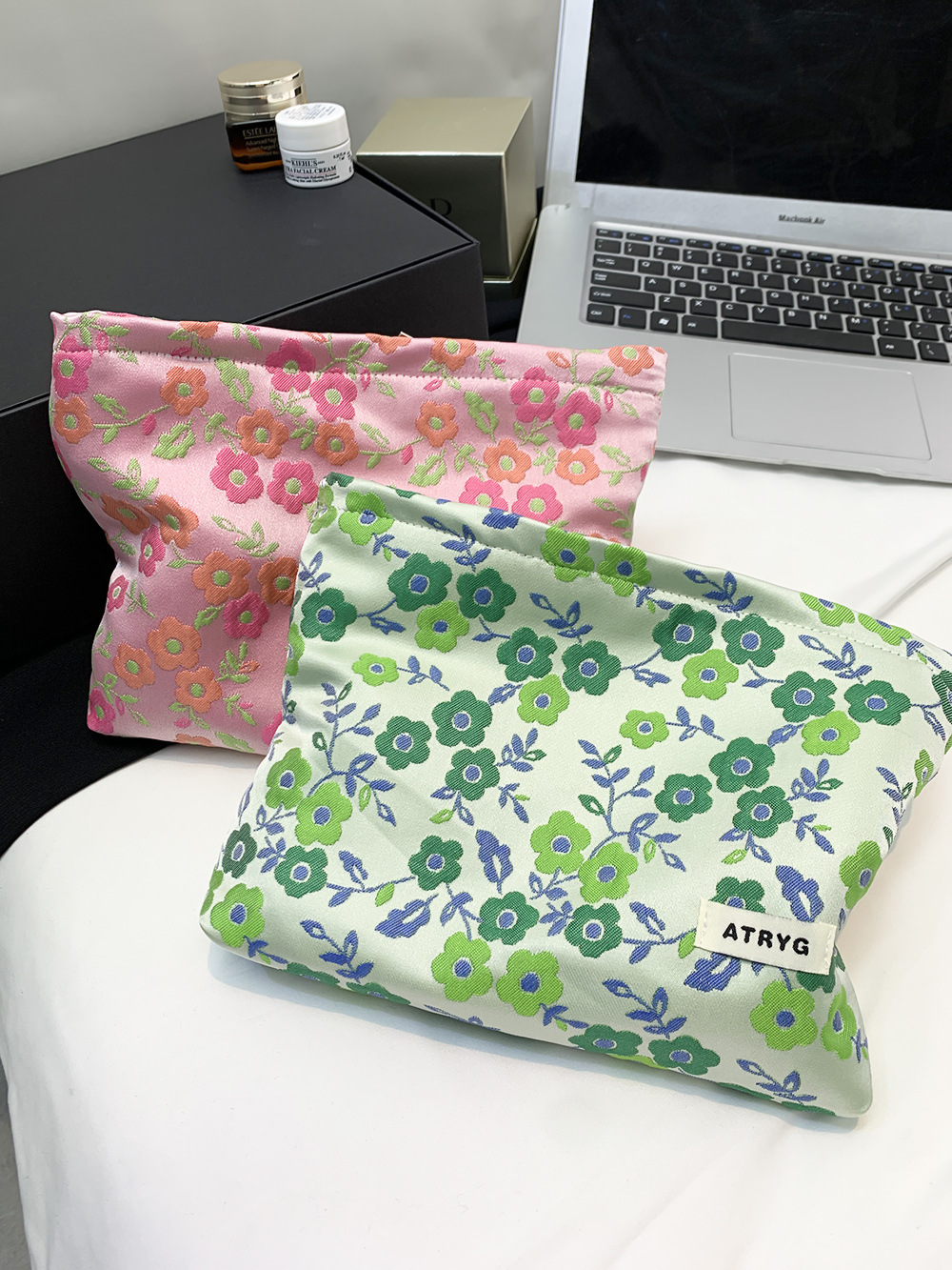 Bolsa de maquillaje de alta calidad Jacquard mano bolsa de maquillaje de gran capacidad para mujeres maquillaje viaje bolsa de almacenamiento