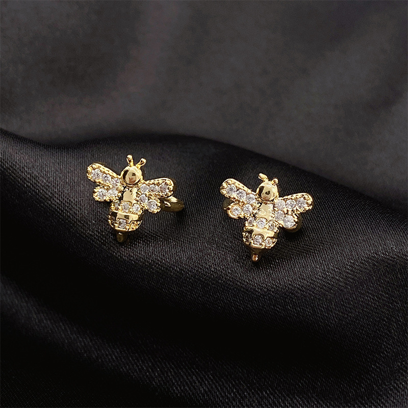 Brand small elegant universal ear clips