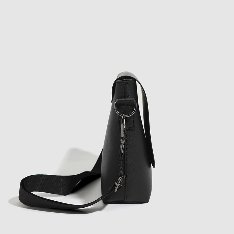 Moda japonesa y coreana bolsa de mensajero personalizada de los hombres ligero simple pequeño bolso cuadrado nuevo nicho versátil bolso de hombro de moda