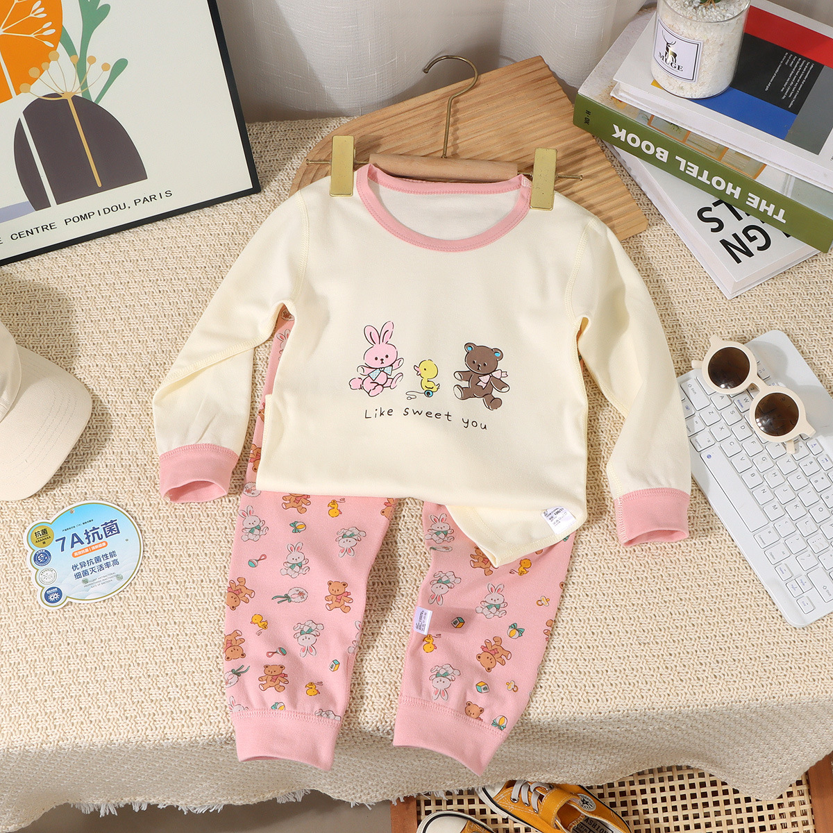 [Personalizado] Ropa interior deshuesada coreana para niños otoño e invierno Ropa de hogar de algodón de dibujos animados para niños y niñas Conjunto de pijamas para bebés
