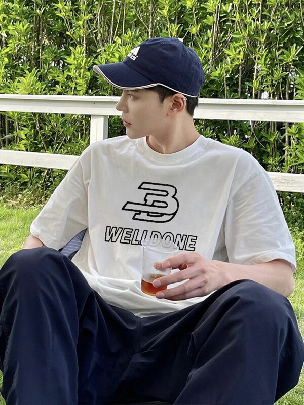 クロスボーダー卸売 25s トレンディなブランドヘビーウェイト WELL ニッチアメリカンスポーツルーズ男性と女性のカップルプリント半袖 T シャツ|undefined