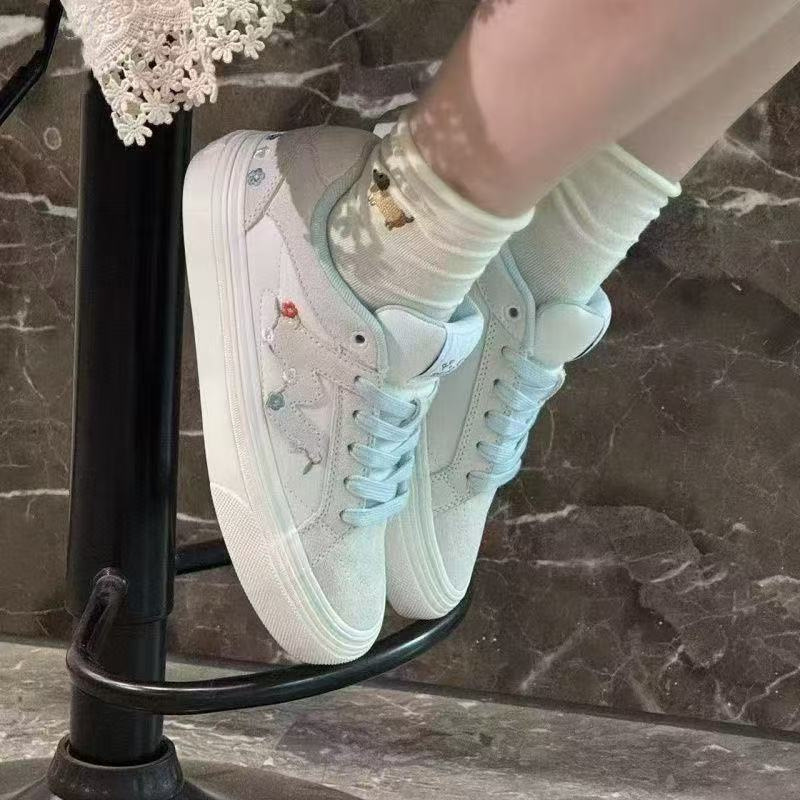 Campus-Style High-Appearance Sneakers in Summer Floral Color Scheme, Spring and Autumn Low-Top Casual Wear-Resistant Couple's Versatile White Shoes Campus-Style High-Appearance Sneakers in Summer Floral Color Scheme, Spring and Autumn Low-Top Casual Wear-Resistant Couple's Versatile White Shoes