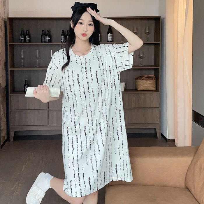 Venta al por mayor transfronteriza verano nuevo pijama mujer leche cinta cojín en el pecho puede dormir desnudo estampado de dibujos animados gran tamaño camisón de manga corta