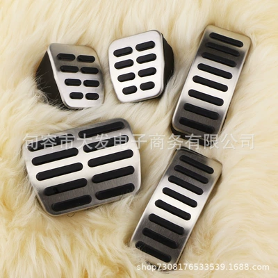 Yi new old Polo – Dekorativ pedal başlıqları