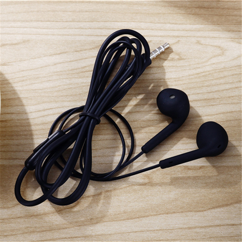 Color macaron transfronterizo U88 en la oreja con cable estéreo Control de auriculares con micrófono U19 auriculares deportivos para estudiantes