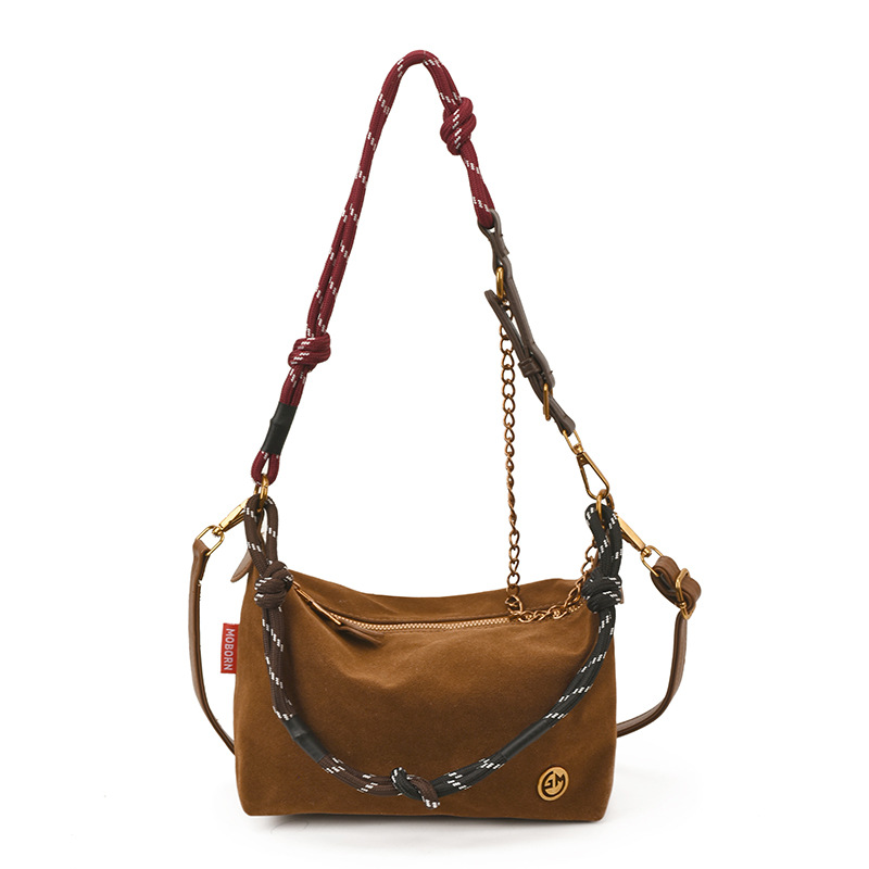 2025 invierno nuevo estilo de transporte exterior versátil bolso de brazo portátil de alta calidad bolso de hombro de lana suave bolso de mochila