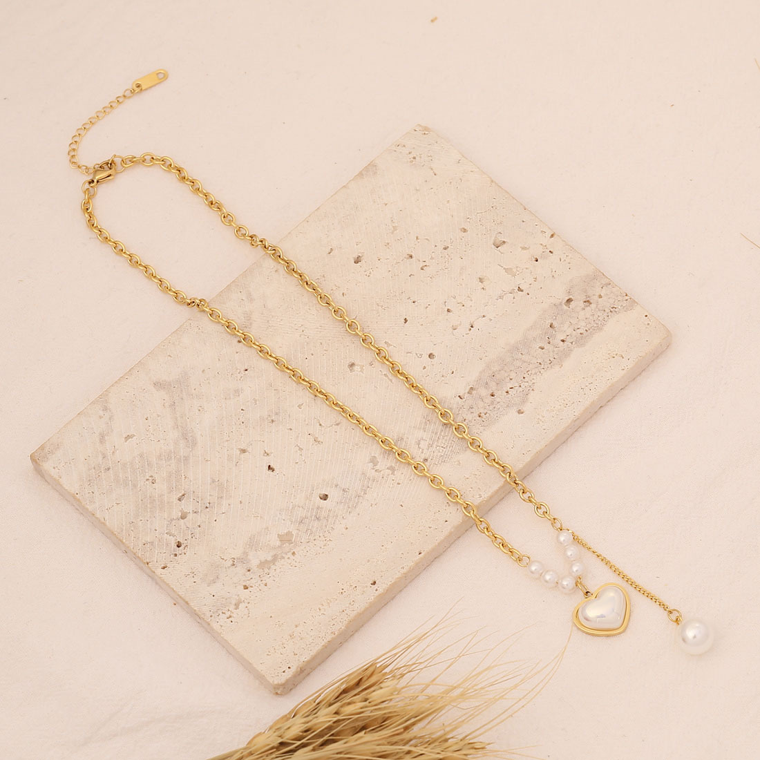 Heart decor Geometric Metal Stainless Steel Pearl Necklace