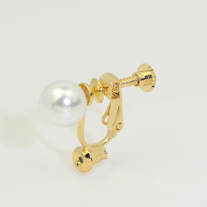 White ear clips pearl, bullet, 8mm