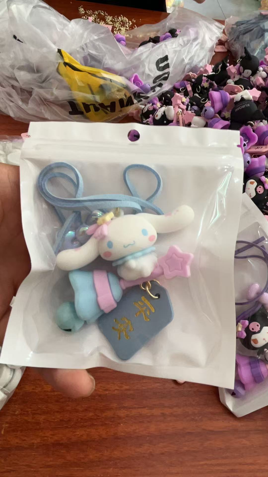 Sanrio Dreamy Hello Kitty Car Pendant, Cute Kuromi Car Rearview Mirror Ornament, Car Interior Decoration Gift