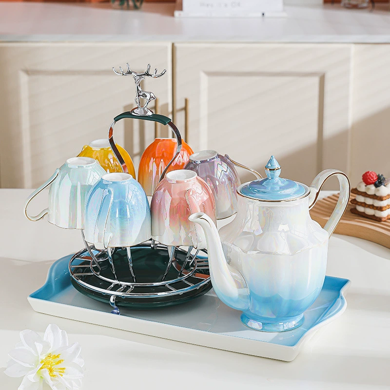 Набор стаканов для воды в скандинавском стиле для дома, гостиной, набор для дома, простой современный элитный чайник и чашки.