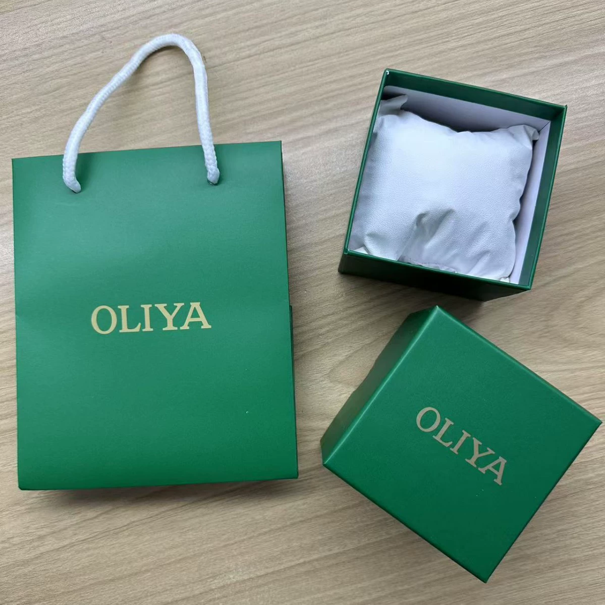 (In-store purchase only, not for shipping) OLIYA brand official showroom original gift box