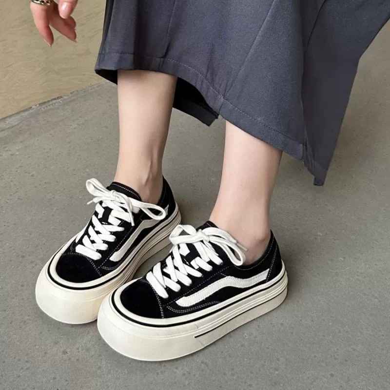 Нишевые повседневные спортивные туфли на открытом воздухе маленькие белые туфли