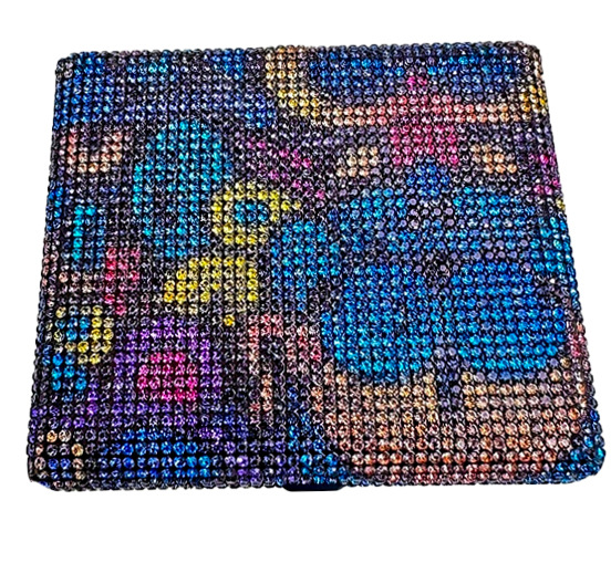 Estuche para cigarrillos ultrafino con incrustaciones de diamantes para mujer, adecuado para cigarrillos normales, medianos y delgados, creativo, resistente a la presión, a prueba de humedad, disponible en varios colores, estuche para cigarrillos de lujo ligero.