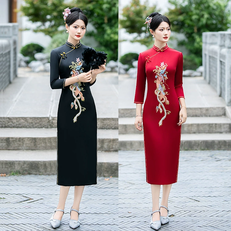 Свадебный банкетный костюм для свекрови 2024 новый стиль Xi Mom High-end Cheongsam уксусная кислота из семи рукавов вышивка