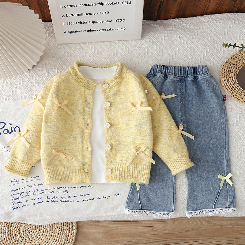 2026 nuevo estilo extranjero bebé femenino primavera / otoño moda cardigan suéter de tres piezas