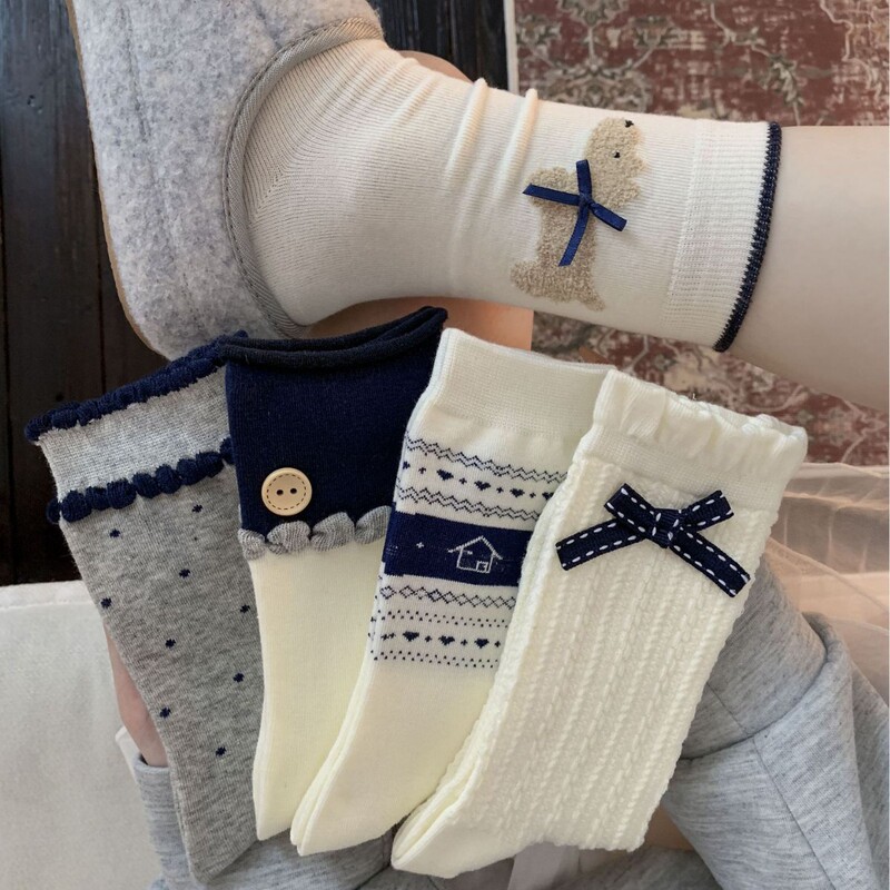 Retro Fair Isle Button Socks for Women, Simple Navy Blue Jewelry Socks, Polka Dot Bow, Korean Puppy Mid-Calf Cotton Socks