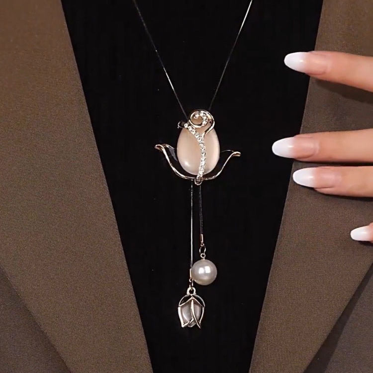 튤립 스웨터 체인