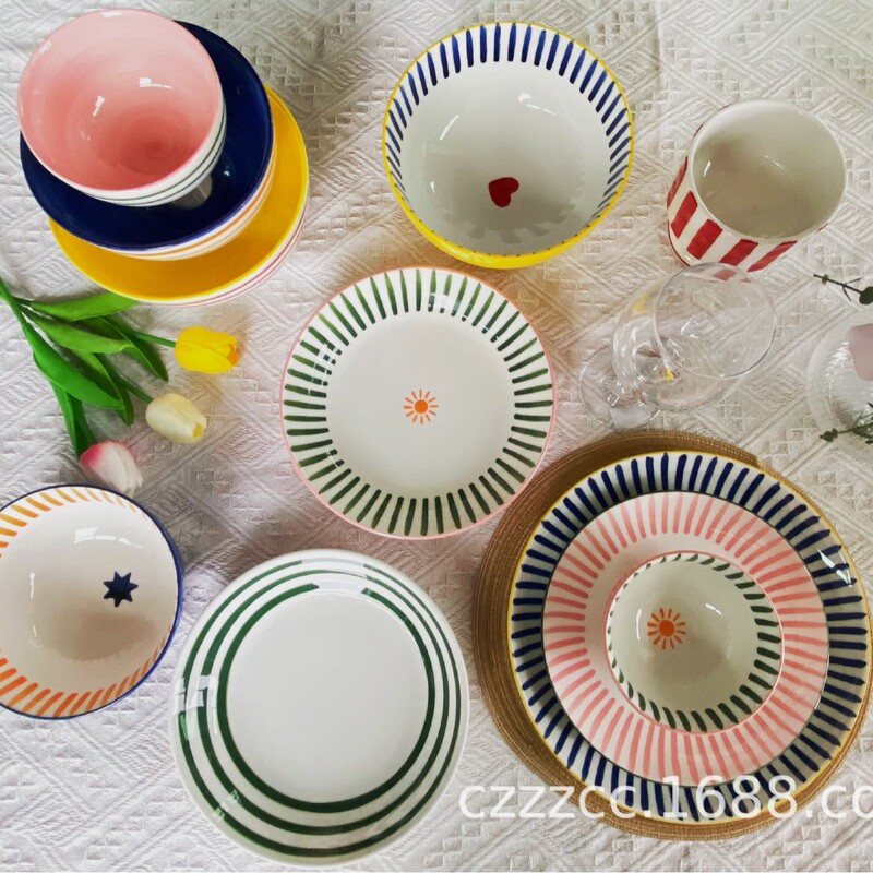 Unique Design Plato Hand-Painted Ceramic Tableware Set with Striped Patterned Porcelain Plates and Bowls Tableware Set Unique Design Plato Hand-Painted Ceramic Tableware Set with Striped Patterned Porcelain Plates and Bowls Tableware Set