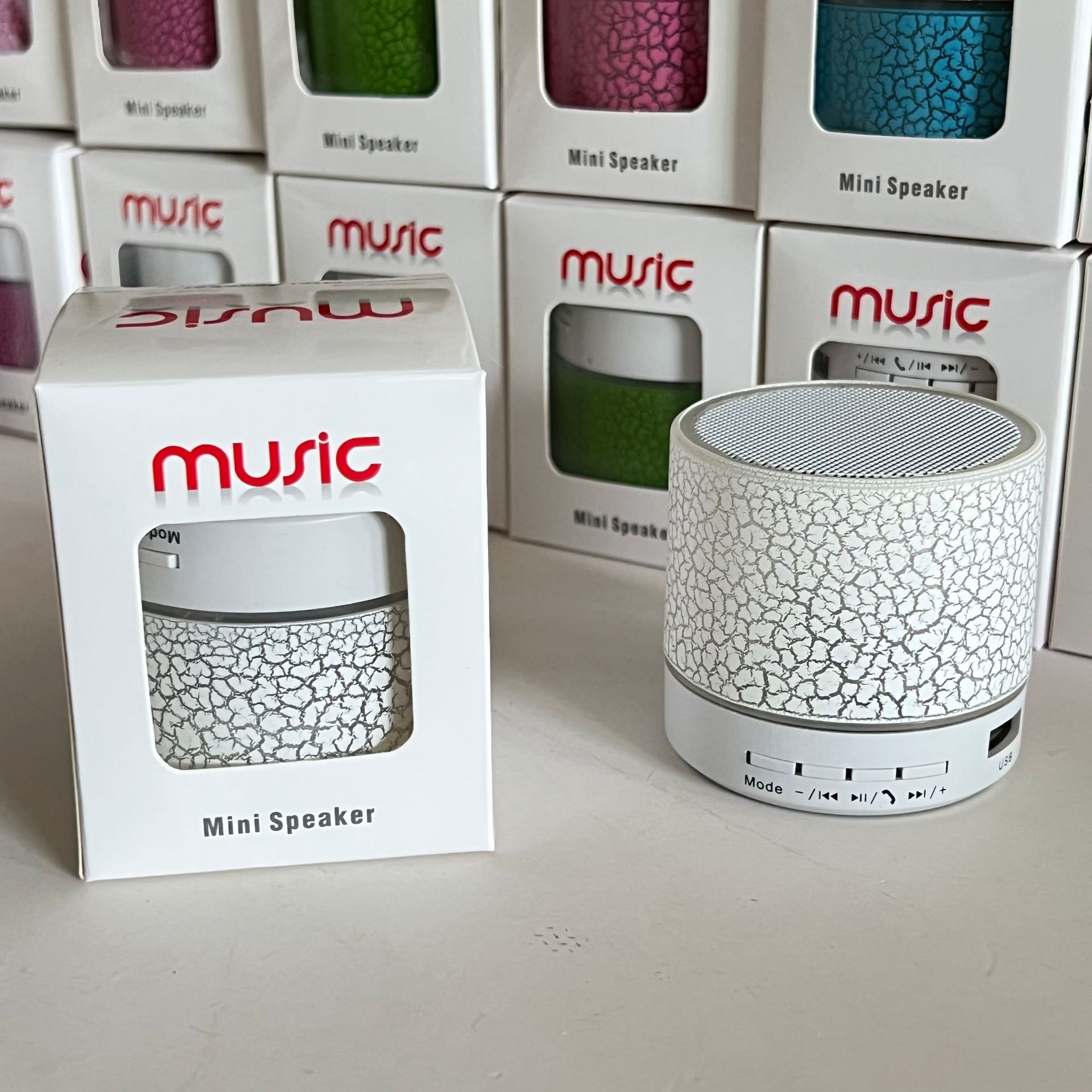 Mini crack Bluetooth sonido tarjeta portátil subwoofer sonido cajas inalámbricas regalo pequeño sonido