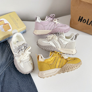 American-style Forrest Gump Shoes Women's Thick Sole Height Increasing Feet Small Light 2025 New Spring White Shoes A9904