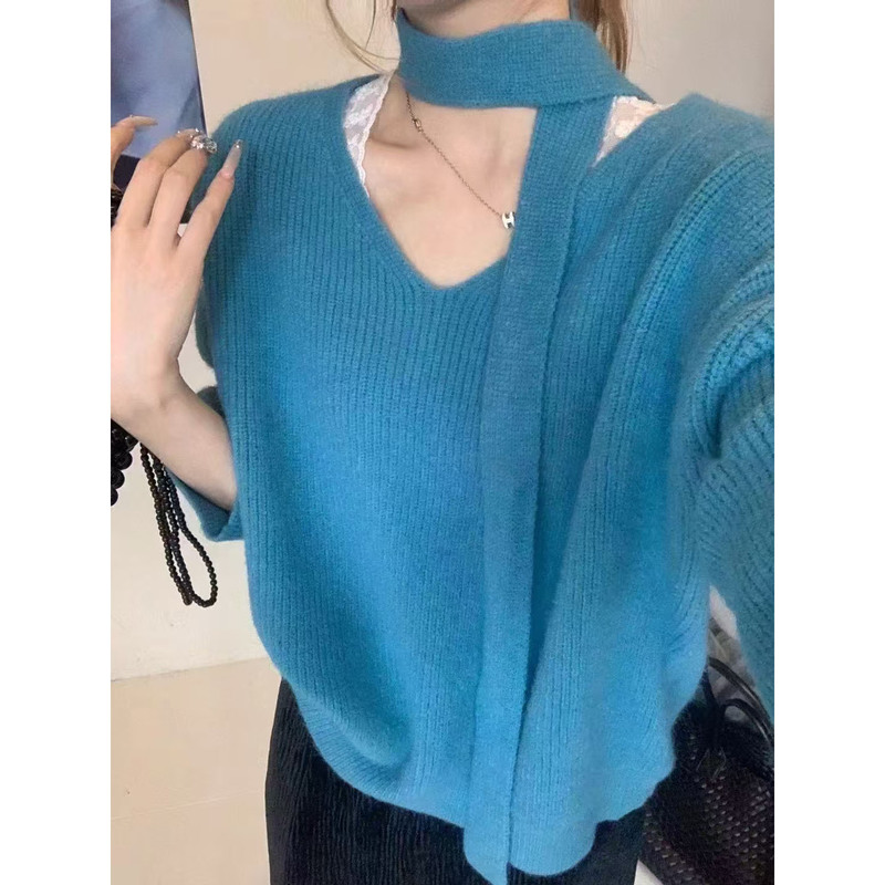 Black Tea Style Halter Neck Ribbon V-Neck Pullover Knitwear for Women Autumn and Winter Knitwear Atmospheric Elegant Top with Scarf