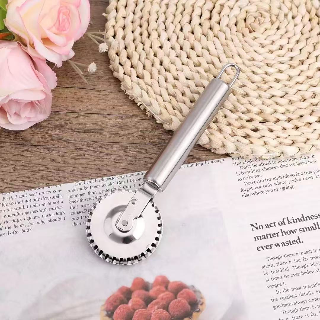 Cuchillo de pastel de acero inoxidable cuchillo de pizza multifuncional cuchillo de relieve creativo cuchillo de encaje cuchillo de pizza de cocina horneado gadget