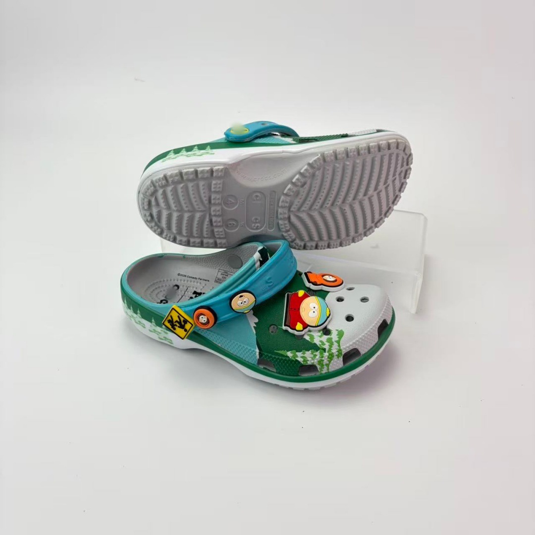 Cos nubes animales Moriyou South Park zapatos de playa sandalias para adultos zapatillas de altura zapatillas de agujero