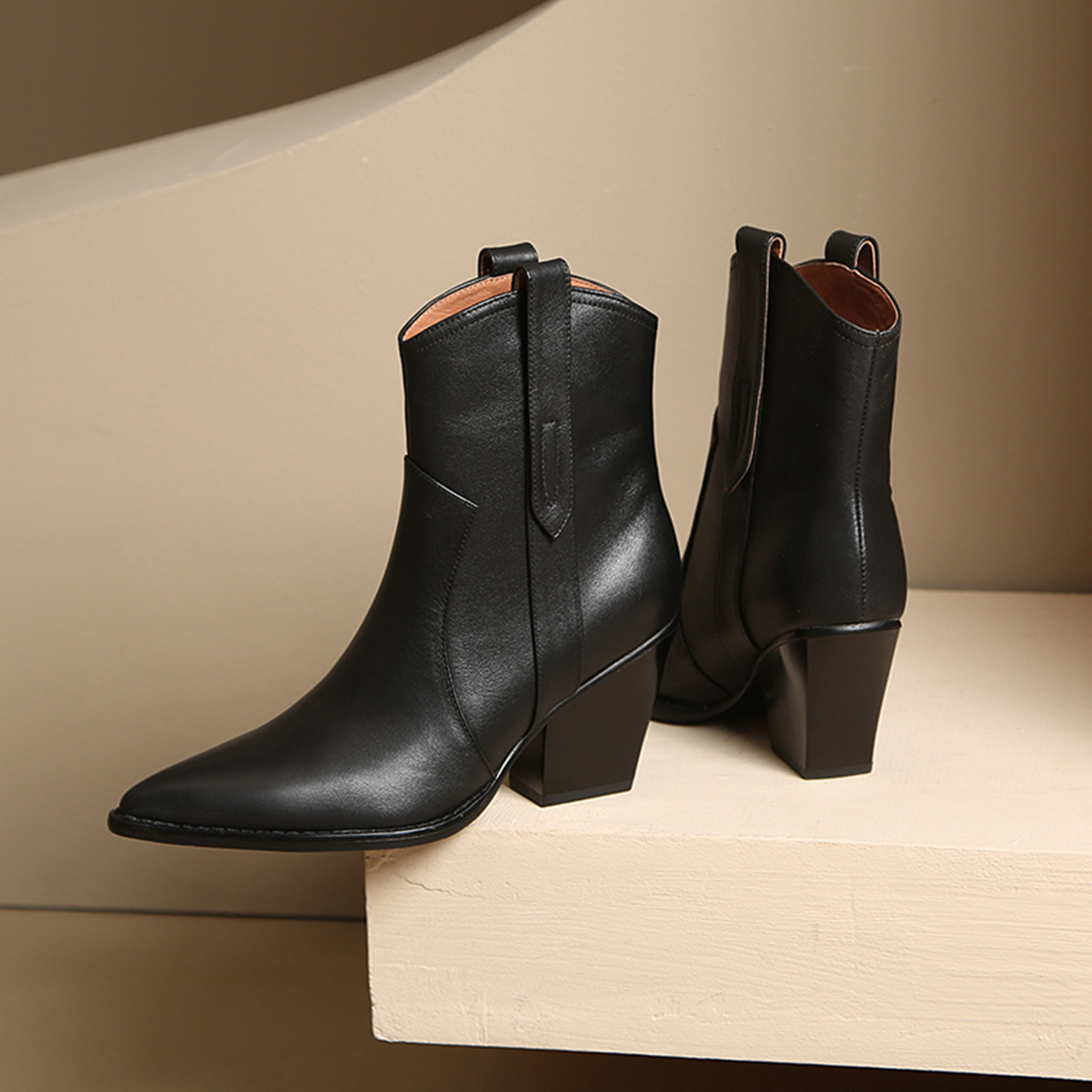Boot Chelsea nữ cổ thun da bò gót 8 cm mũi nhọn màu kaki — Màu kaki chi tiết 11