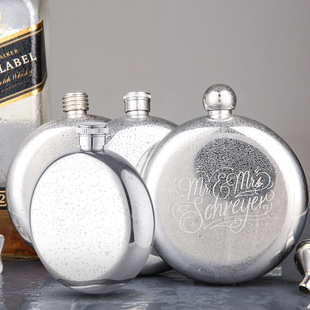 Half a Pound of High-Quality 304 Stainless Steel 5oz Portable Small Flask, Outdoor Portable and Exquisite 10oz Mini Flask