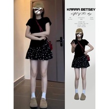 ��ɫ�黨����ȹŮ2024�¿��ļ�С���Ӹ����@��a�ֵ���ȹ�����ȹ