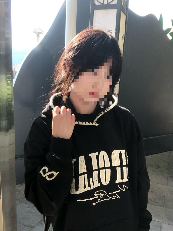 韩系学院风字母钉珠刺绣连帽卫衣女秋季2025新款港味chic小众上衣|undefined