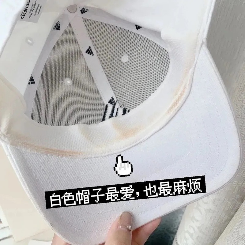 メーカーの現物のつばの汚れ防止は帽子を貼って汗を吸います。ファンデーションの中に襟を貼って汗を防ぐパッドを貼って汗を吸います。|undefined