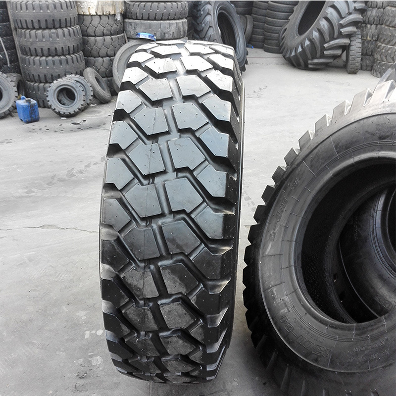 1600-20沙漠运输车轮胎 消防车轮胎 炮车牵引车工程轮胎