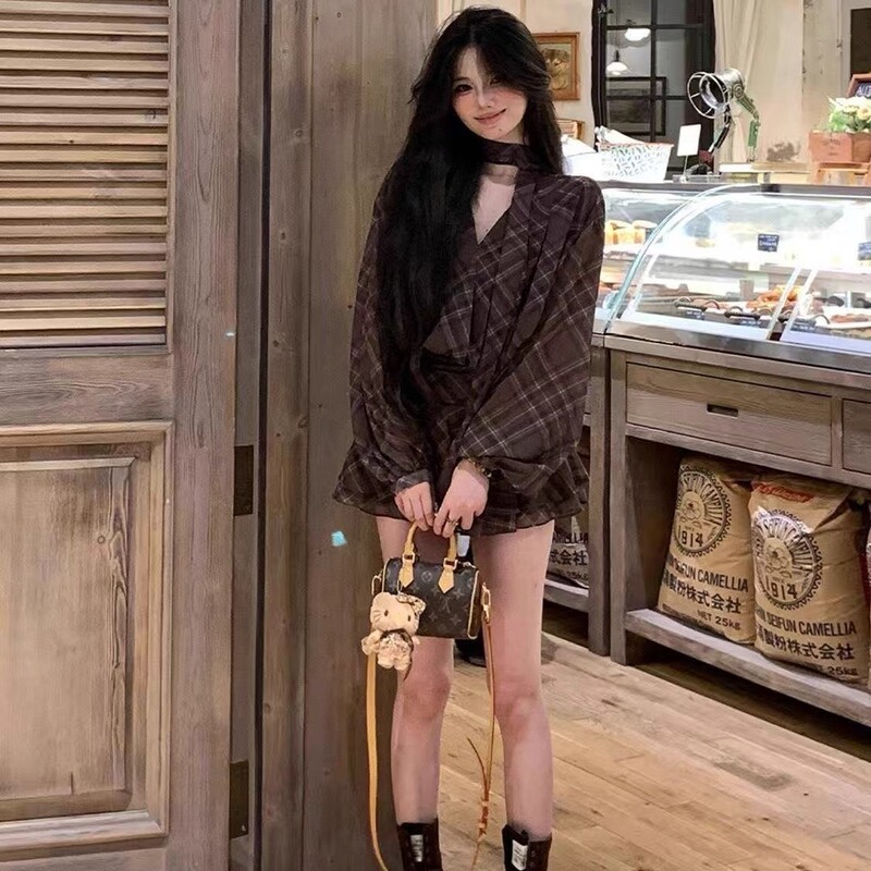 Korean Retro High-End Sweet and Cool Brown Plaid Short Skirt for Women 2025 Autumn New V Neck Lace-Up Elegant Dress