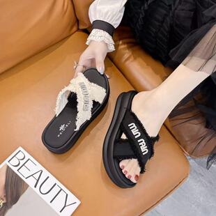 Women's Thick Sole Shit Feeling 2025 New Summer Outfit Dress Beautiful Heightened Sandals Beach Shoes Slippers