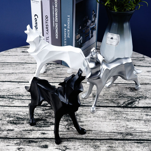 Cross-border Nordic-style creative resin handicrafts animal geometric wolf living room study foyer decorative ornaments