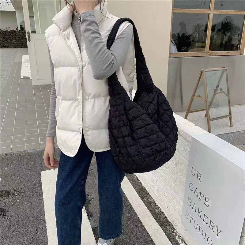Spring duvet, capacious shoulder bag