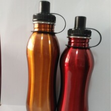 700ml�ΌӲ��P䓴�ں��J��ˮ�ؑ����\��ˮ�ص�ɽˮ�؏V�汭�YƷ