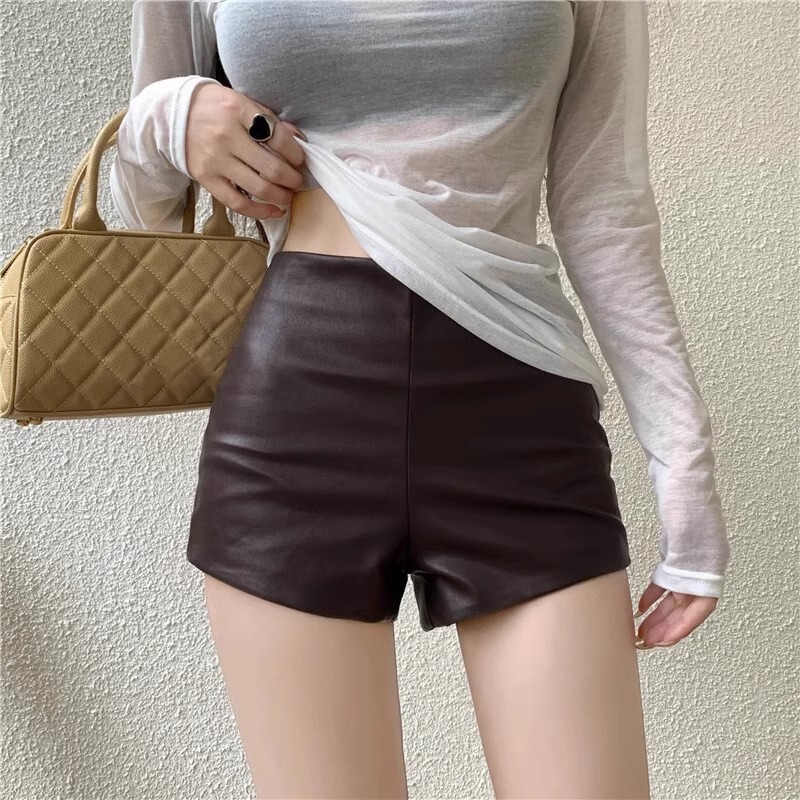 Black pu leather shorts women's autumn 2025 new high waist straight casual pants sexy a-shaped hot pants hip pants