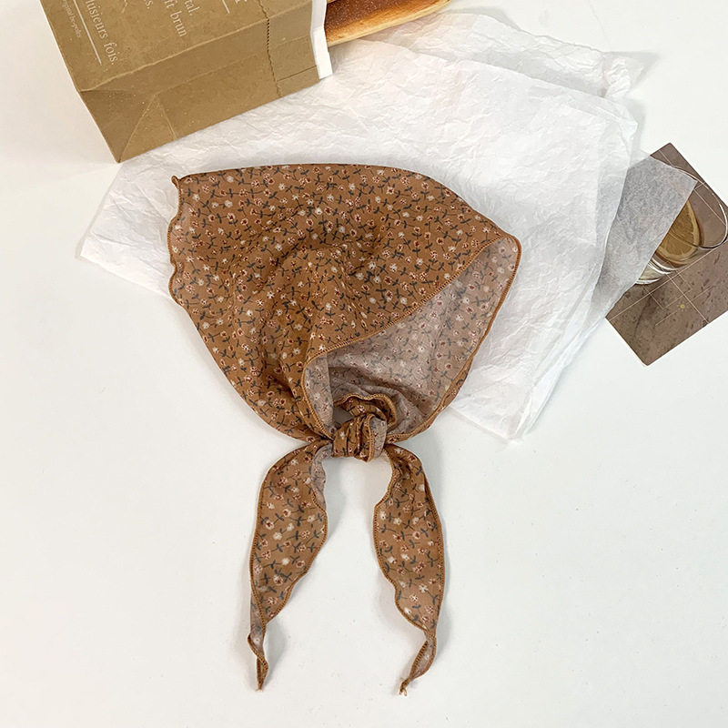 Bufanda triangular floral, bufanda, bufanda pequeña, nuevo estilo de verano, bufanda de seda de todo fósforo, pañuelo en la cabeza, diadema pastoral femenina de verano, accesorios para el cabello al por mayor
