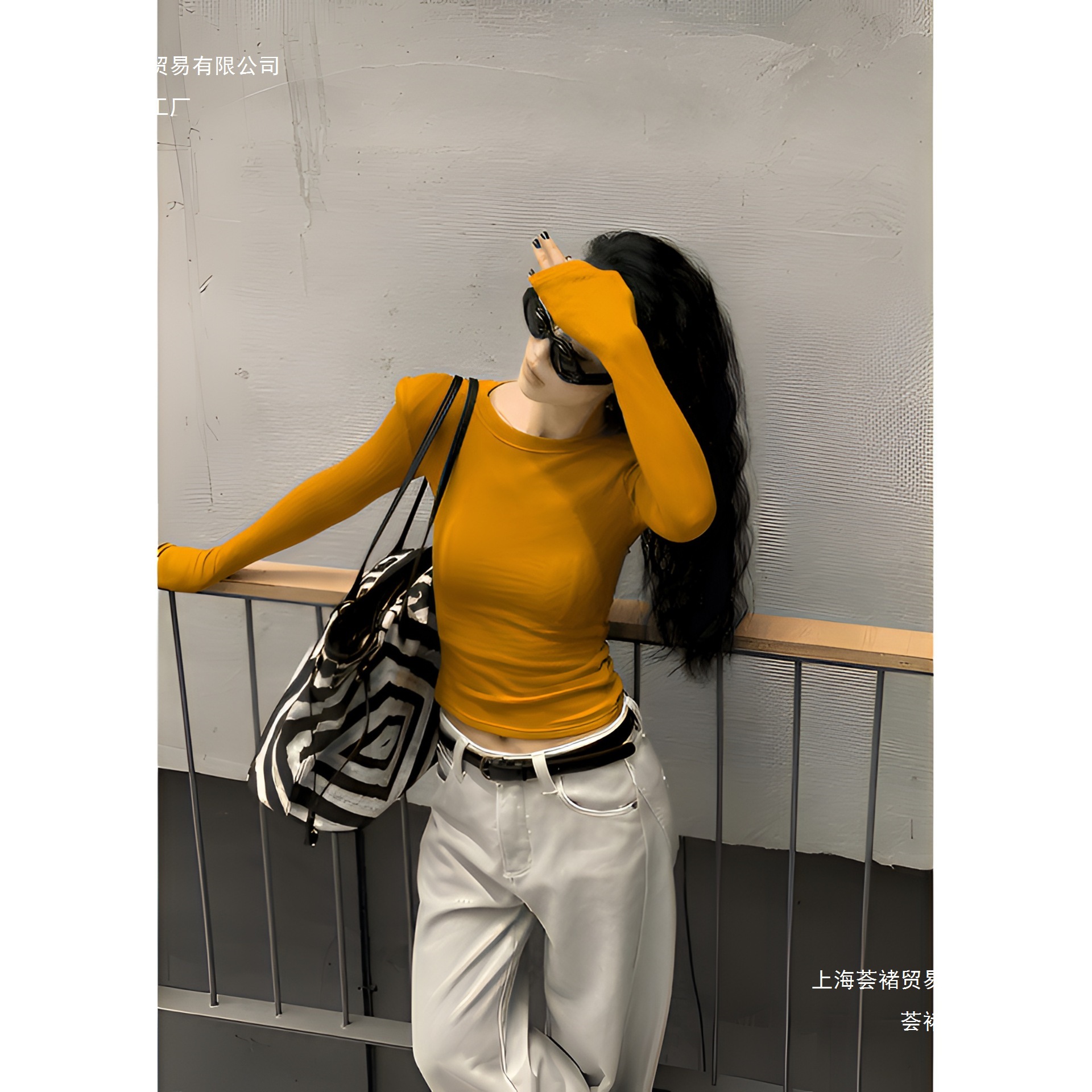 秋装！多色圆领经典款上衣显瘦长袖打底衫直角肩显瘦纯色百搭恤女