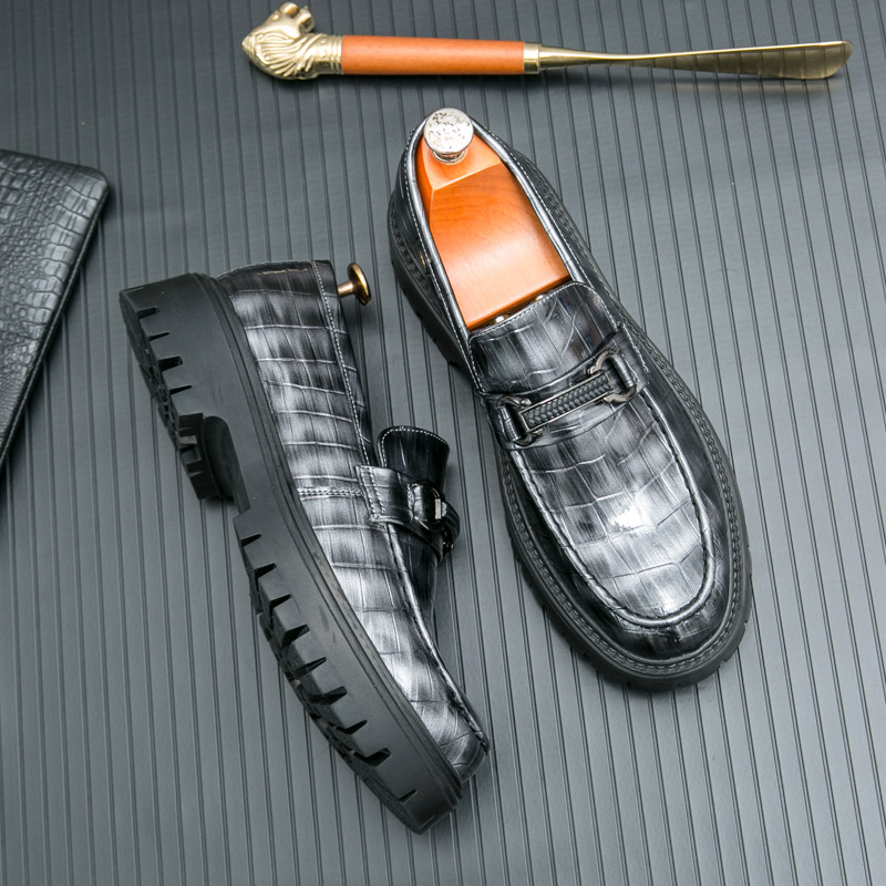 Otoño nuevo estilo británico de negocios zapatos de cuero bajos de cuatro estaciones zapatos únicos cómodos de moda zapatos de hombre zapatos de boda