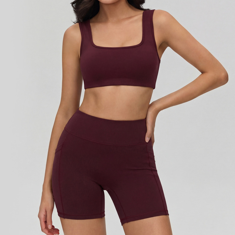 Two-Piece Nude-Feel Yoga Outfit Set with Square Neck Sports Yoga Bra and Hollow-Out Beautiful Back Design for Running and Fitness Training Two-Piece Nude-Feel Yoga Outfit Set with Square Neck Sports Yoga Bra and Hollow-Out Beautiful Back Design for Running and Fitness Training