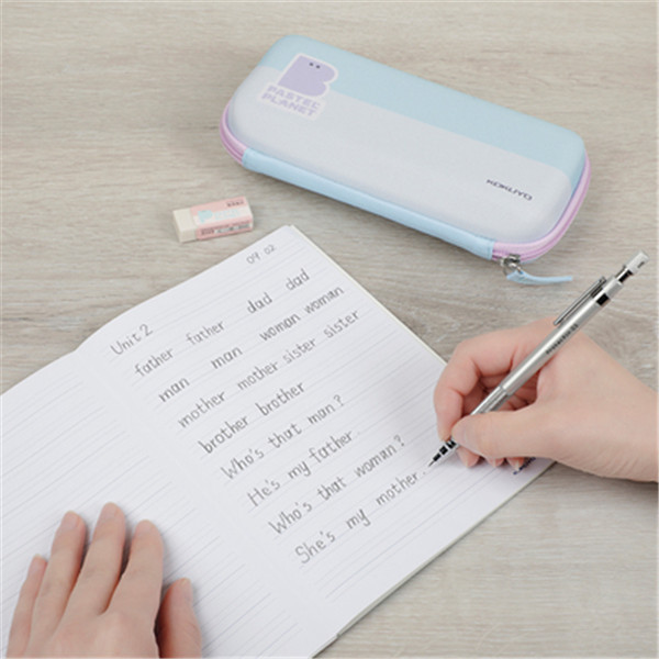 [Precio fresco] Libro japonés Kokuyo Guoyu color claro planeta libro de aprendizaje Tian Zige libro de práctica de caligrafía Inglés